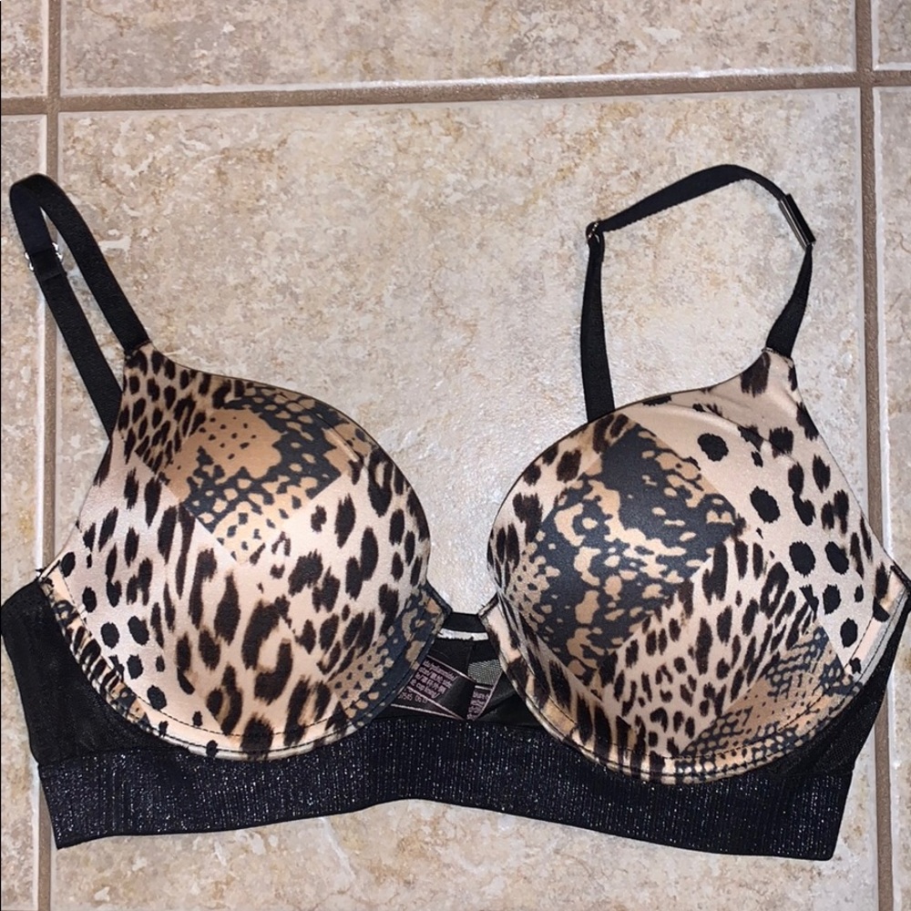 NWOT Animal Print VS Bra Size 32C